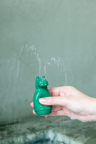 Bath toy squeezy animals - Mrs. Elephant & Mr Crocodile - Kollektive Wholesale Portal