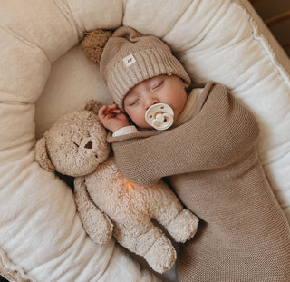 Moonie, Organic Humming Bear - Cappuccino (Pre - order ETA Oct) - Kollektive Wholesale Portal