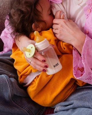 Baby Bottle, BPA Free plastic 270ml Latex - Baby Blue - Kollektive Wholesale Portal