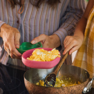 The Radish Plate & Spoon Set - Kollektive - Official distributor