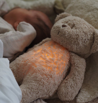Moonie, Organic Humming Bear - Sand (Pre - order ETA Oct) - Kollektive Wholesale Portal