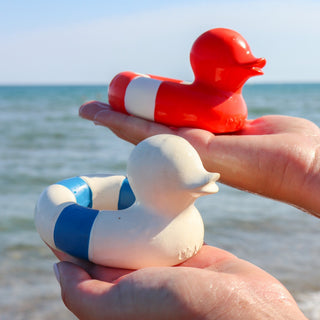Oli&Carol Floatie Duck Red - Kollektive Wholesale Portal