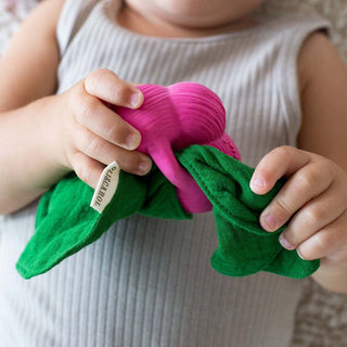 Ramona the Radish Mini Doudou-Teether - Kollektive - Official distributor